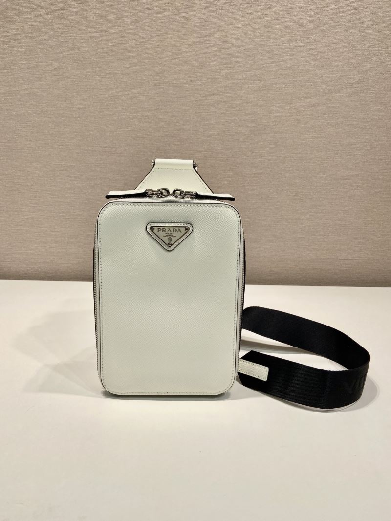Pra*a waist chest packs